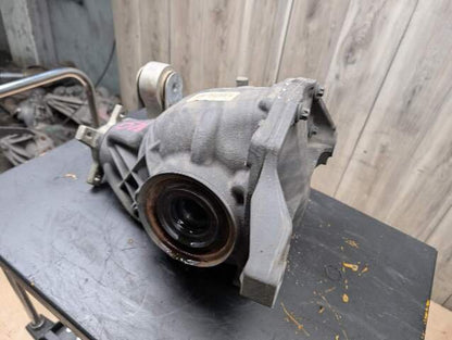 Mercedes W207 W212 W218 CLS550 E550 Rear Axle Differential Carrier 2.47 RWD 81k