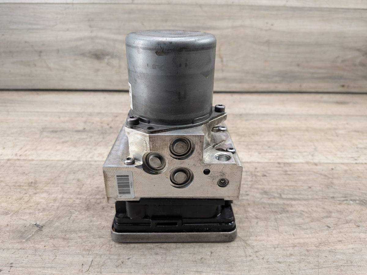 2018-2024 BMW X3 G01 ABS Pump Module 6893764 OEM