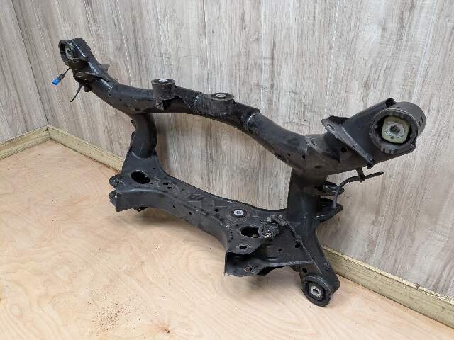 2019 BMW 330i G20 Rear Axle Support Crossmember Subframe 0