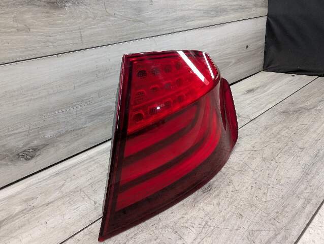 11-13 OEM BMW F10 528 535 550 M5 Rear Right Passenger Side Outer Tail Light