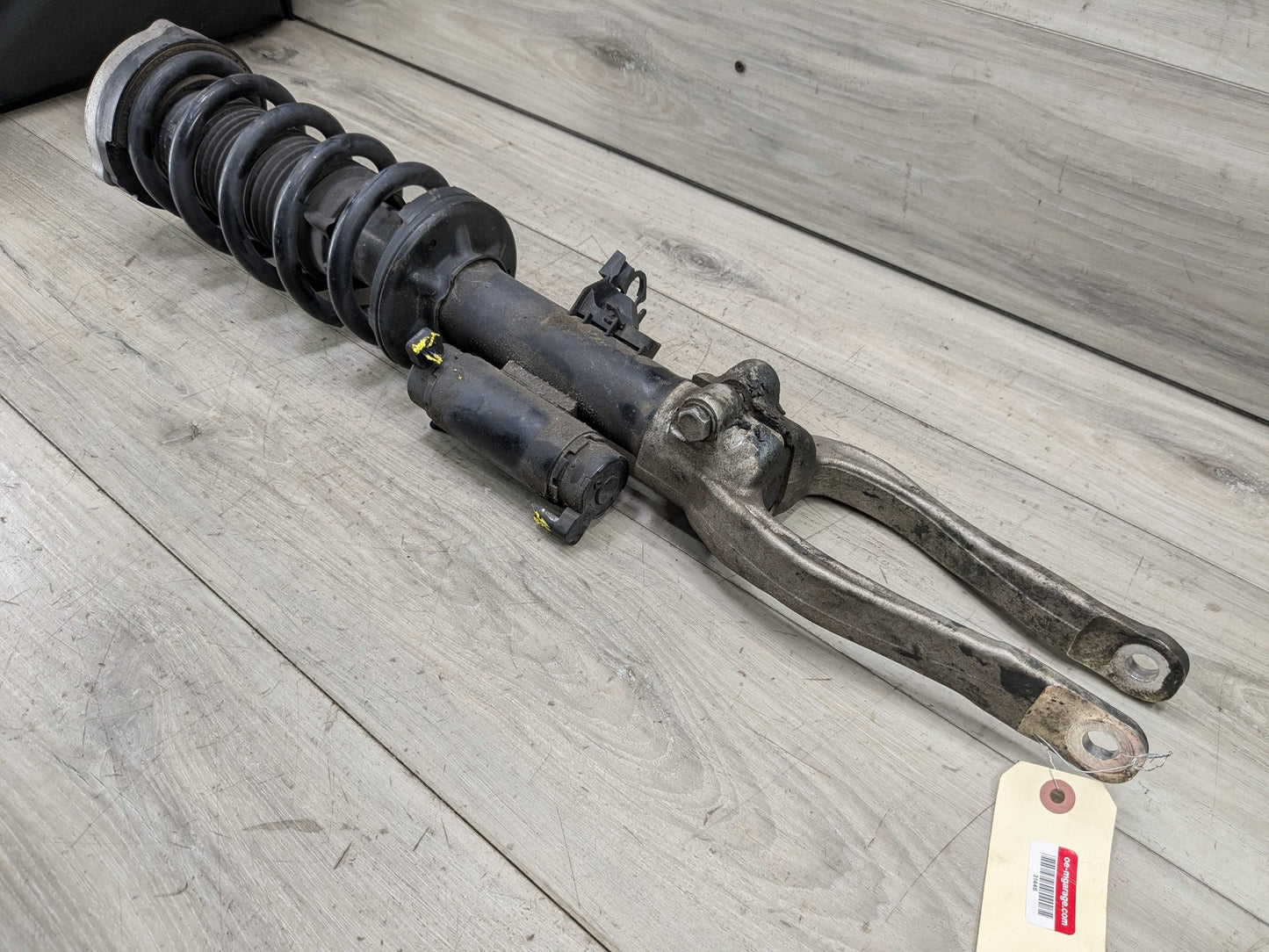 NOTE* OEM BMW G30 M550iX Front Right Passenger Spring Strut Shock Absorber VDC