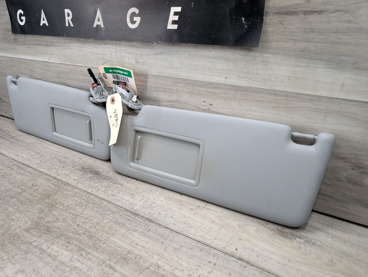 2017 Audi A4 B9 Front Left Right Sun Visor SET 8W0857551AA 17-24 OEM AUDI A4 S4 A5 S5 RS5 Front Left Right Interior Sun Visor Pair SET Grey OEM