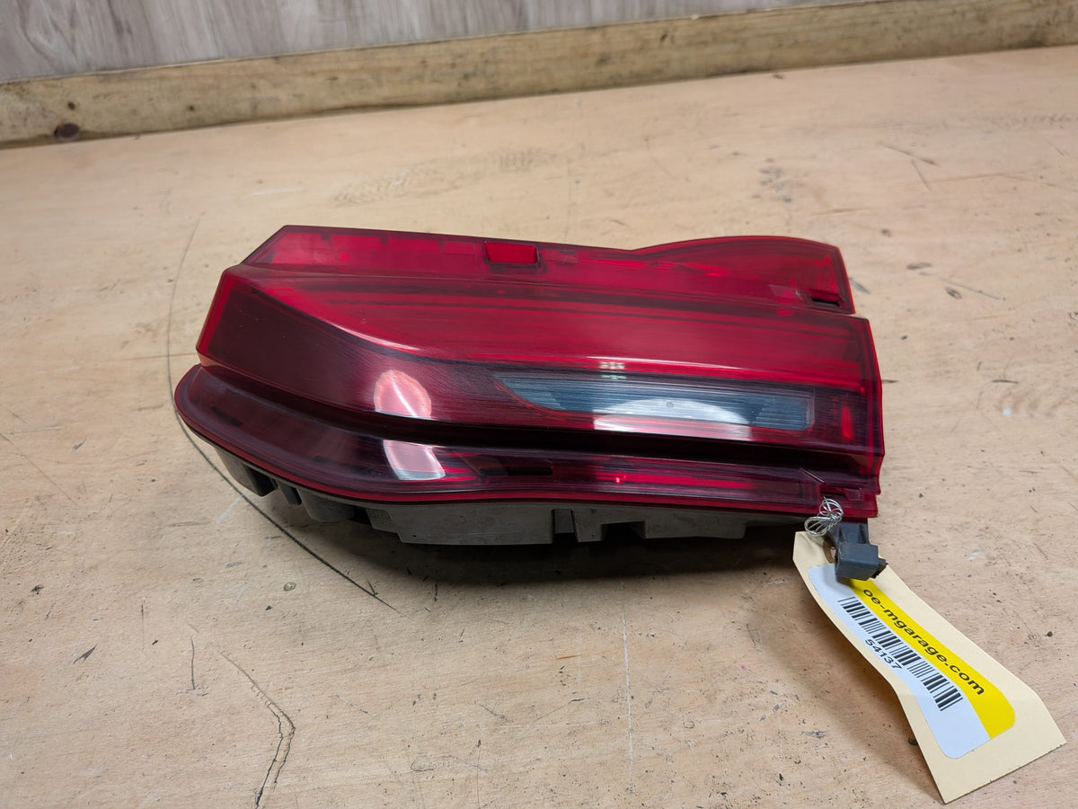 16-19 OEM BMW G11 G12 740 750 Rear Right Passenger Trunk Inner Stop Tail Light