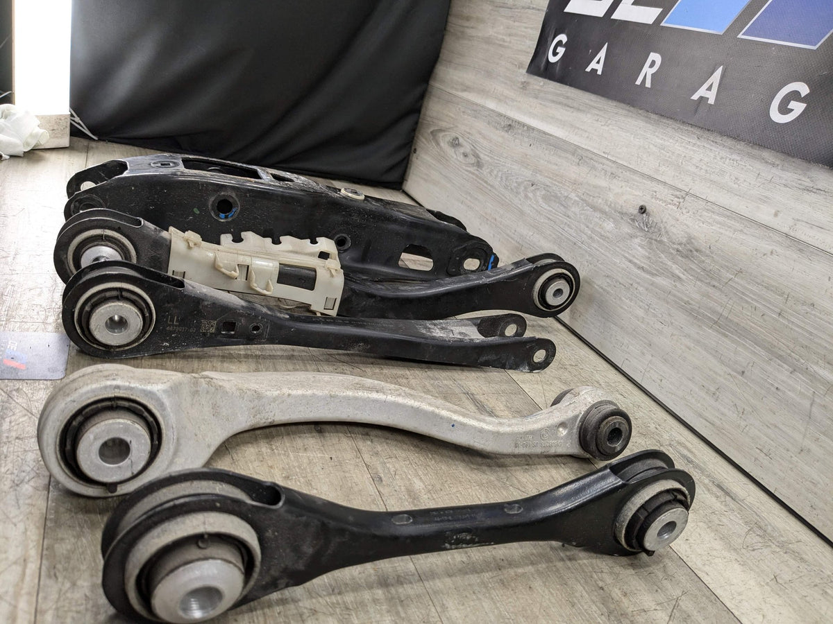 2020 BMW X5 G05 Rear Right Passenger Control Arms SET 6878016 19-23 OEM BMW G05 G06 G07 X5 X7 Rear Right Passenger Control Arm Wishbone SET