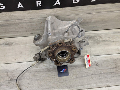 2019 BMW M550i G30 Rear Right Passenger Spindle Knuckle w/ Bearing 6866336 17-23 OEM BMW G30 530 540 M5550 REAR Right Passenger Hub Knuckle Bearing Carrier