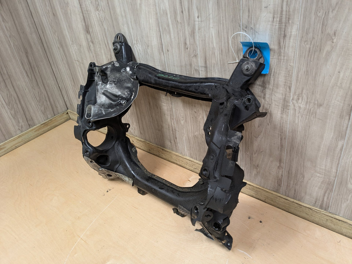 OEM Mercedes W212 E350 E550 4Matic Front Subframe Suspension Crossmember 197 (Obsidian black - Metallic finish)