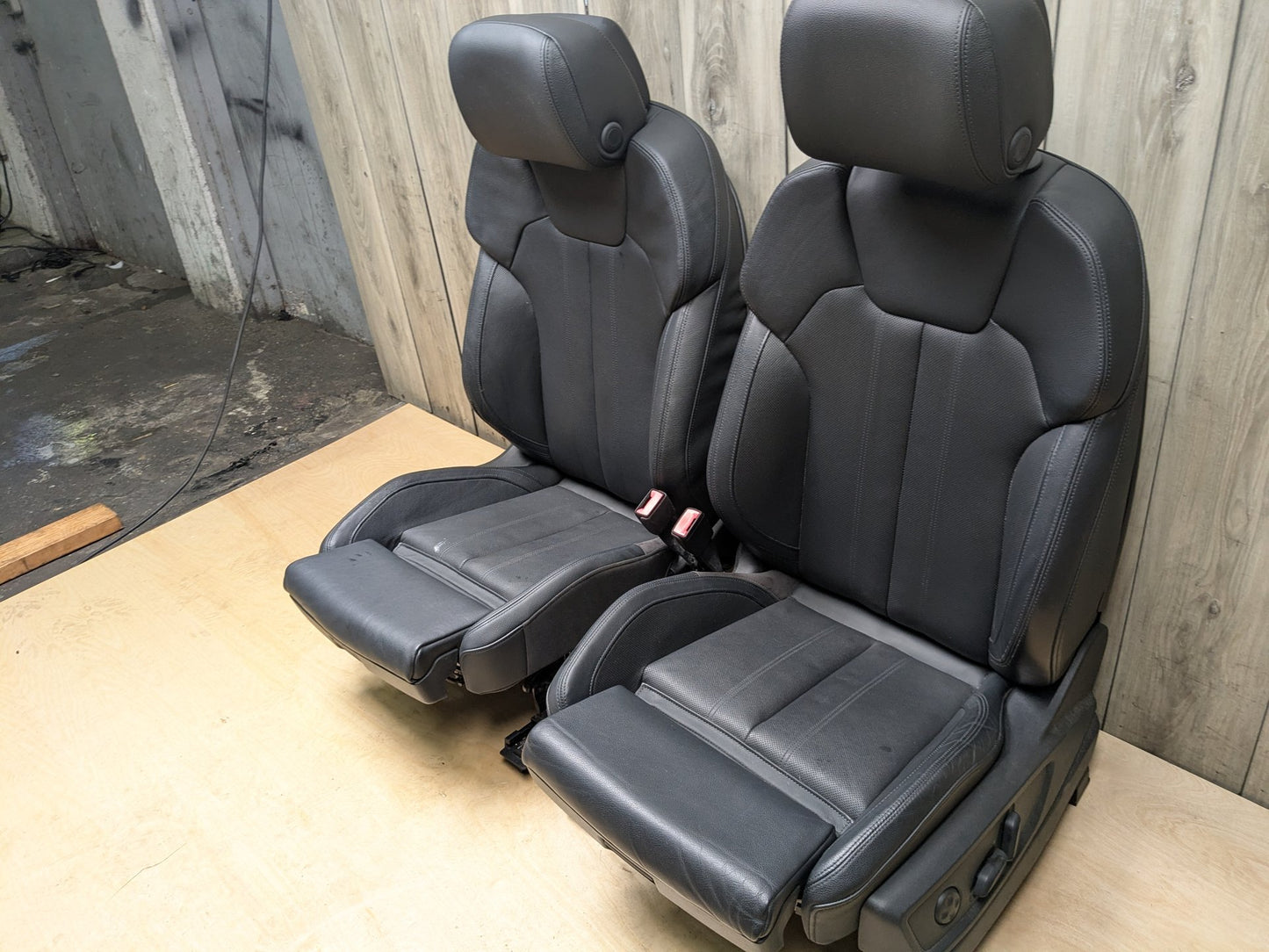 2018-2025 Audi SQ5 FY Front Left Driver Right Passenger Seat Assemblys SET
