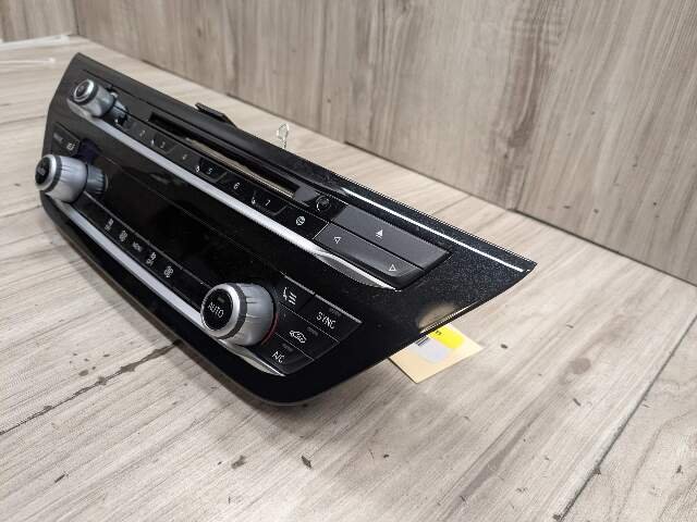 17-20 OEM BMW F90 G30 530 540 M550 AC Climate Control Panel Radio Media Buttons