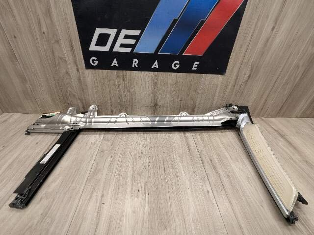 OEM BMW G12 740 750 M760 Rear Right Passenger Door Sun Blind Shade Roller Light