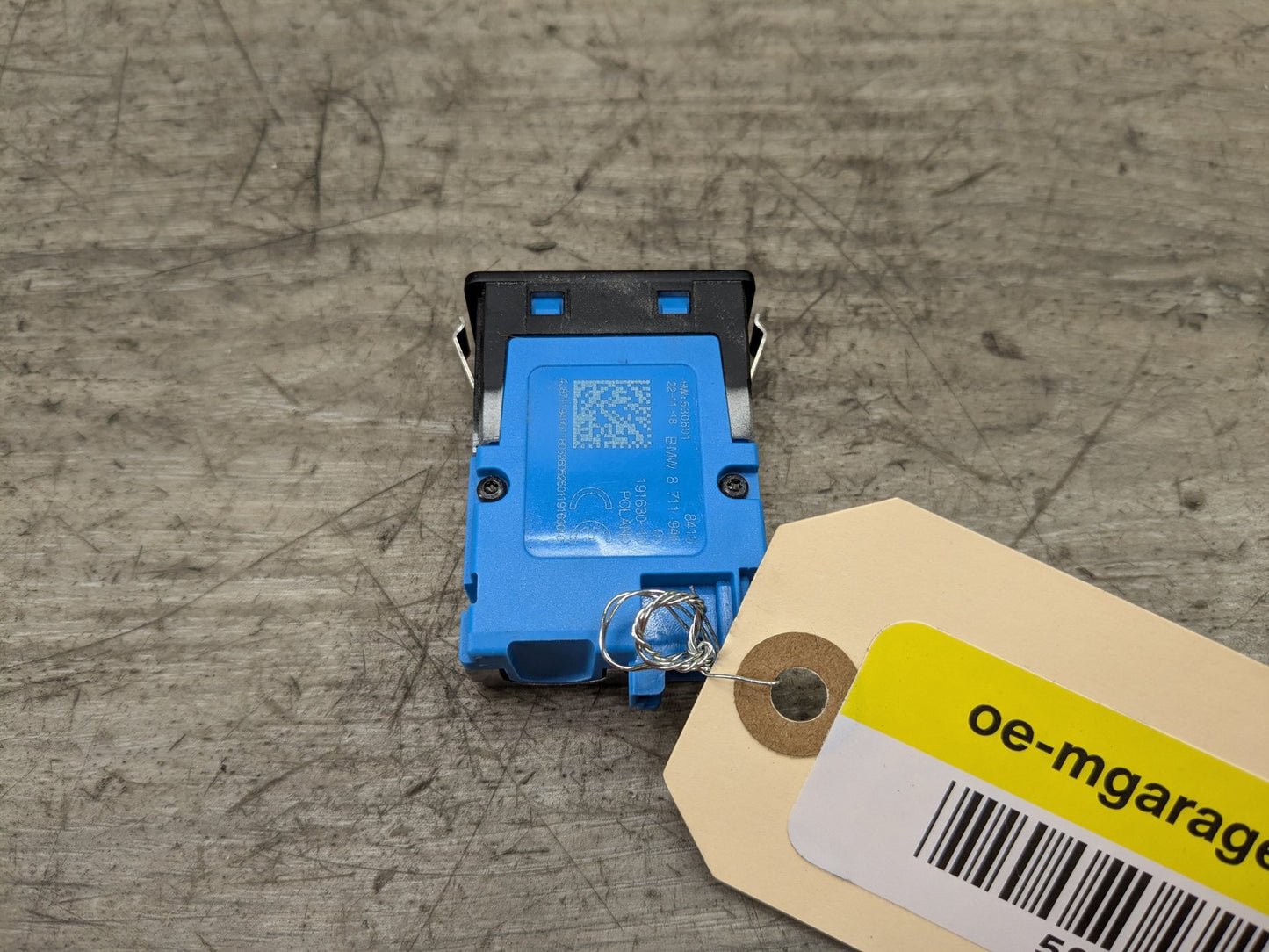 OEM BMW F48 F97 G01 G20 G22 G23 G26 G30 USB Type C Socket Charger Port Connector