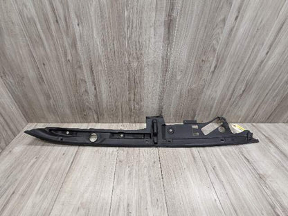 OEM BMW F90 M5 G30 530 540 M550 Front Right Engine Support Sealing Cover Trim