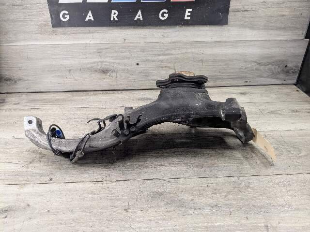 OEM BMW G30 530 540 M550 AWD Front Left Driver Hub Spindle Knuckle Wheel Bearing