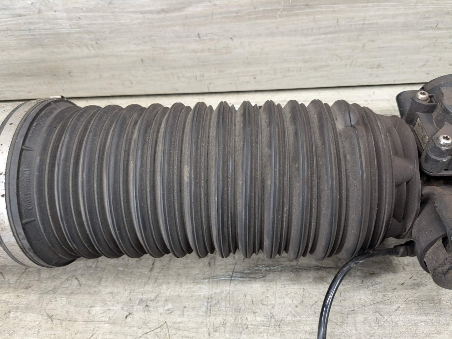 09-12 OEM BMW F02 740 750 B7 REAR Left Driver Air Spring Strut Shock Absorber
