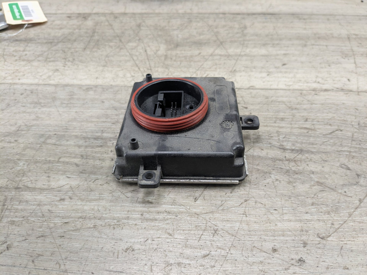 OEM AUDI A3 A4 A5 A6 Q3 Q5 S4 S5 S6 S7 S8 DRL Headlight Modules Control Unit SET