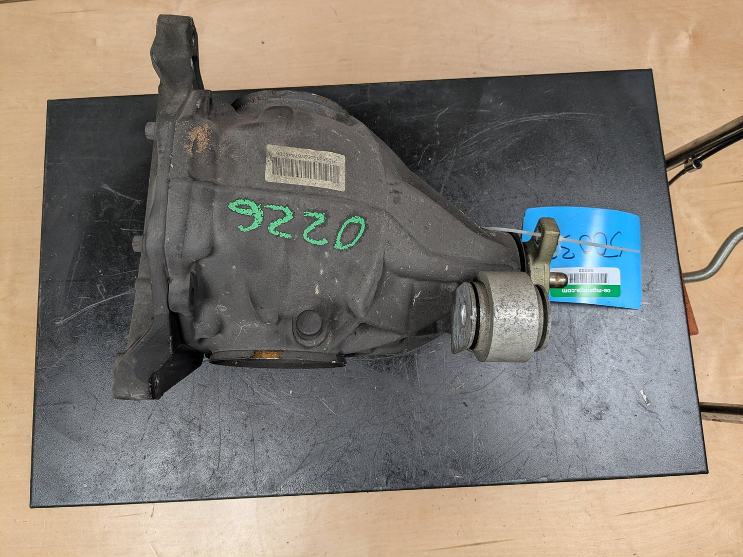 2014 Mercedes-Benz E550 Rear Axle Carrier Differential 100461k 0