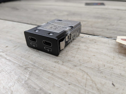 OEM BMW F48 F97 G01 G12 G20 G26 G30 USB Type C Socket Charger Port Connector