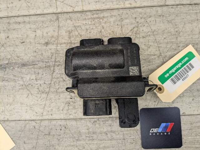 OEM BMW F15 F16 F85 F86 X5 X6 Battery Distribution B+ Junction Terminal Module