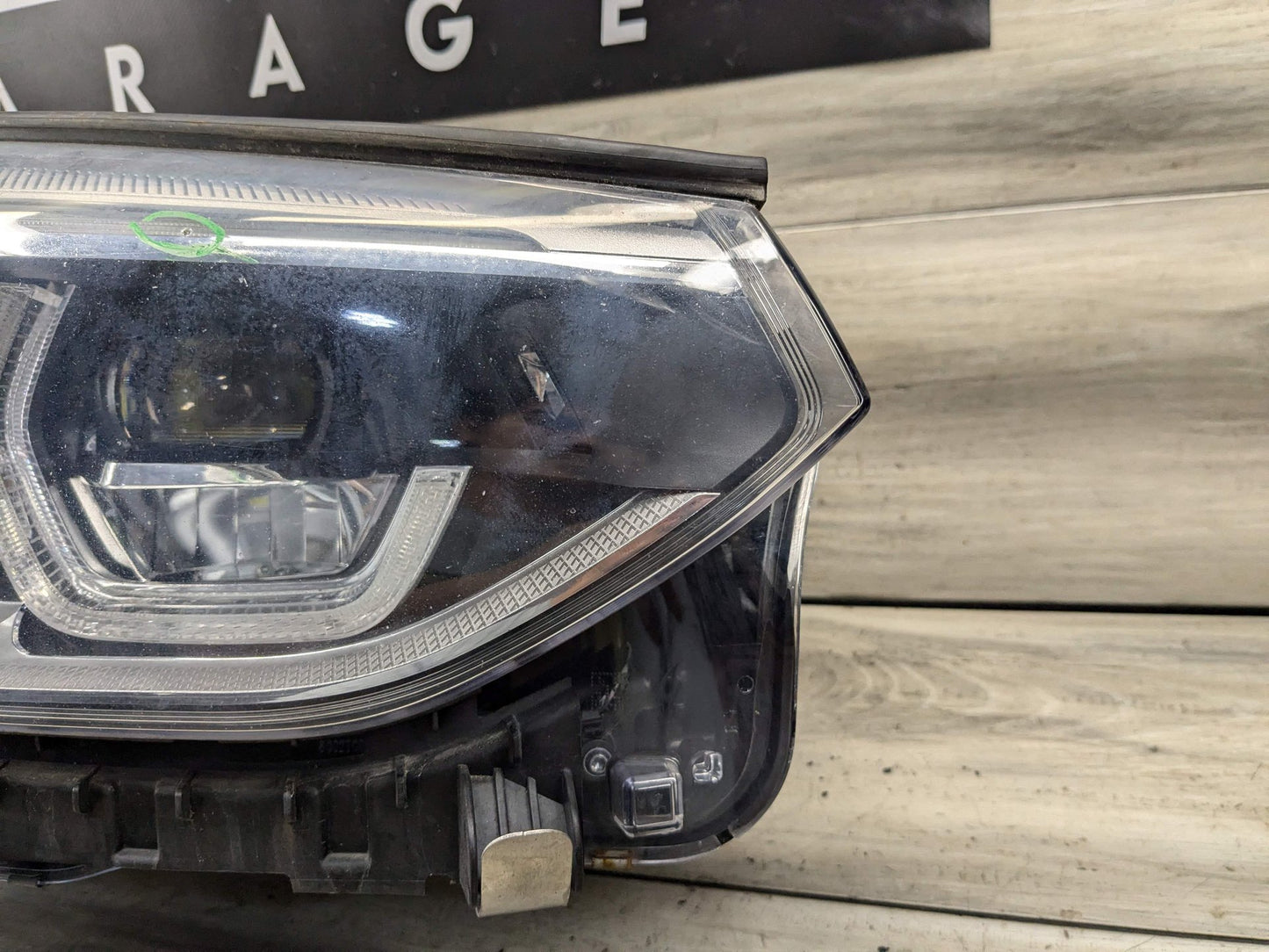 2019 BMW X3 G01- Unknown PN: 8739658
