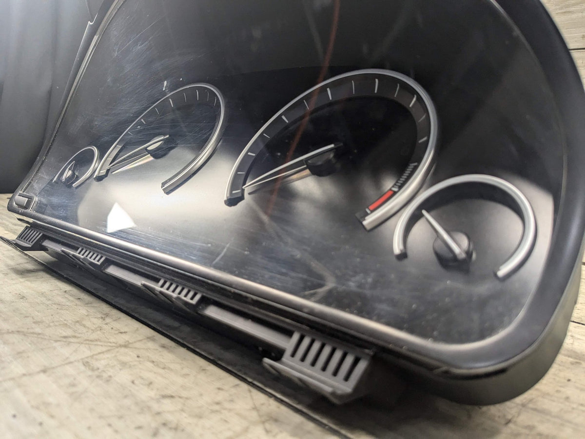 2012 BMW 640i Gran Coupe F02 Instrument Speedometer Guage Cluster 8795126 OEM BMW F06 F10 F12 F13 F25 X3 Instrument Cluster Speedometer HUD Bosch OEM