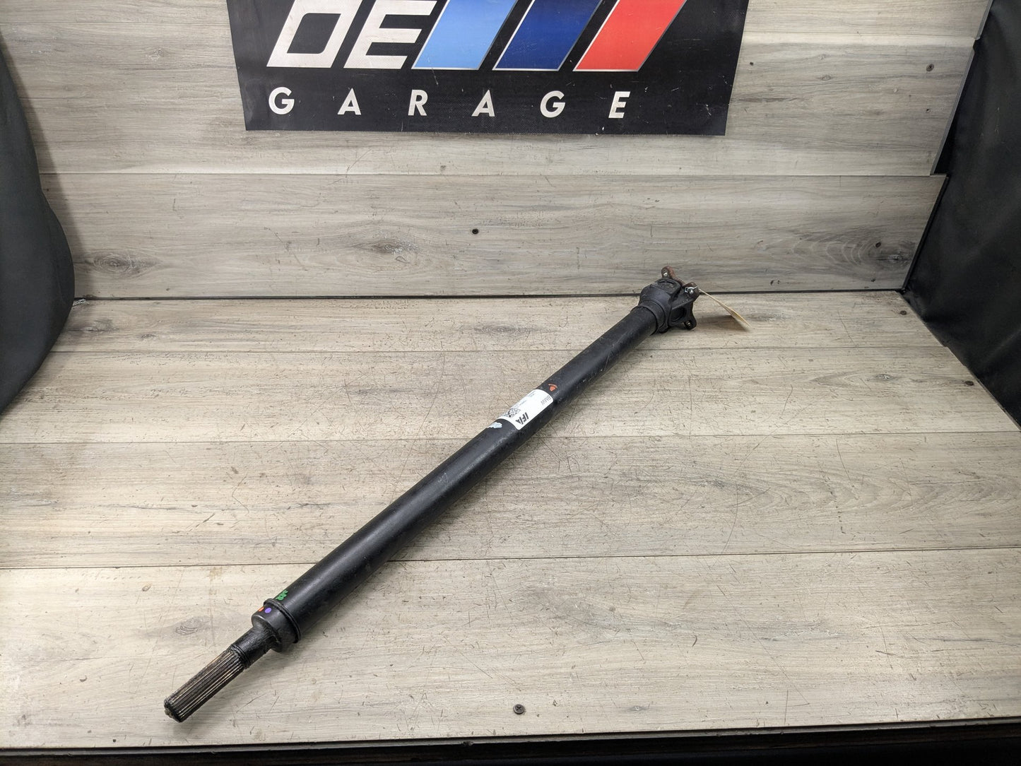 2019-2026 BMW X5 G05 Front Propeller Driveshaft Drive Shaft 9488487 OEM BMW G01 G05 G12 G20 G30 F90 X3 M5 Front Drive Shaft Driveshaft Output