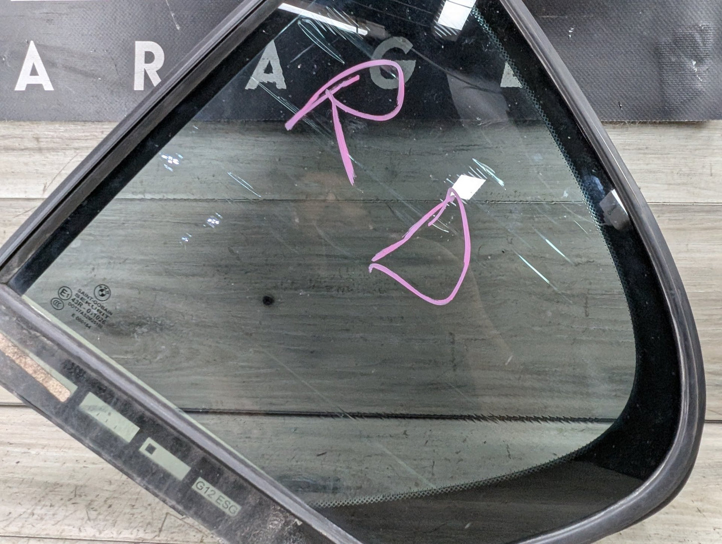 2017 BMW 740i G12 Rear Left Driver Door Window Glass 7384217 16-22 OEM BMW G12 740 750 M760 B7 Rear Left Driver Door Quarter Fixed Glass