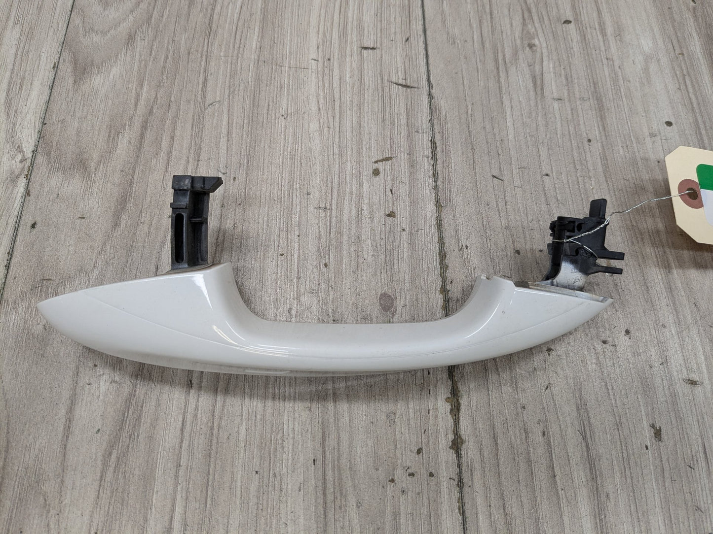 2015-2021 Mercedes-Benz C43 W205 Front or Rear Right Passenger Exterior Door Handle A0997605601