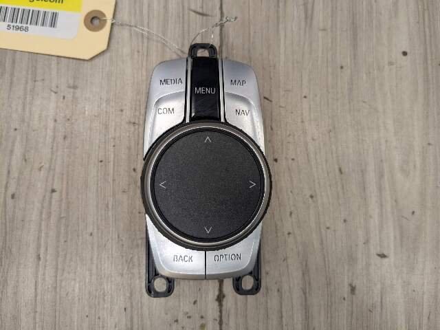 16-22 OEM BMW G11 G12 740 750 iDrive Navigation Controller Knob NBT NAV Button
