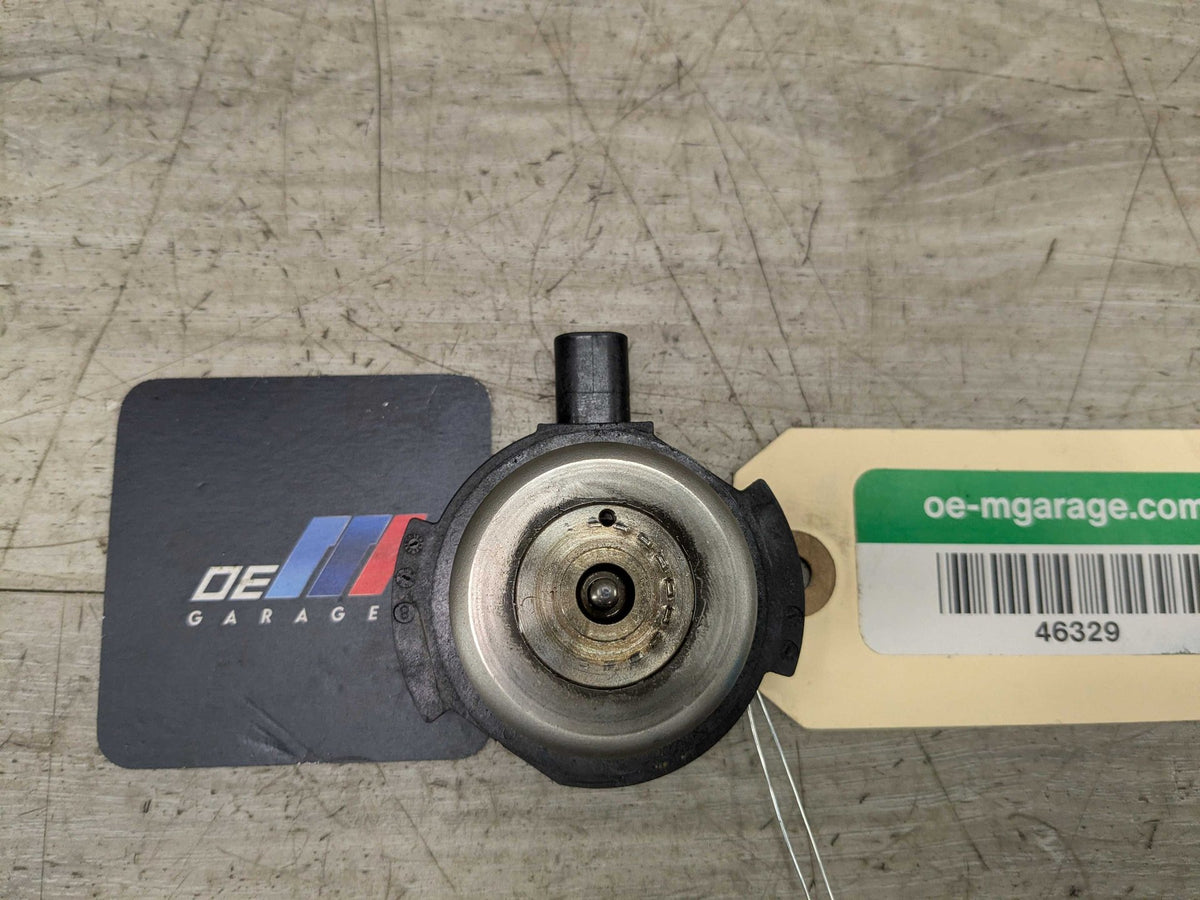 2020 BMW G20 M340i VVT Variable Valve Timing Actuator 7614288 OEM BMW F30 G12 G20 G30 Engine B46 B48 B58 Variable Valve Timing Solenoid