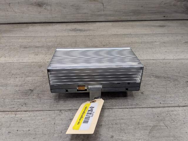OEM BMW F10 528 535 550 M5 HiFi Stereo Audio Amplifier Amp HARMAN BECKER