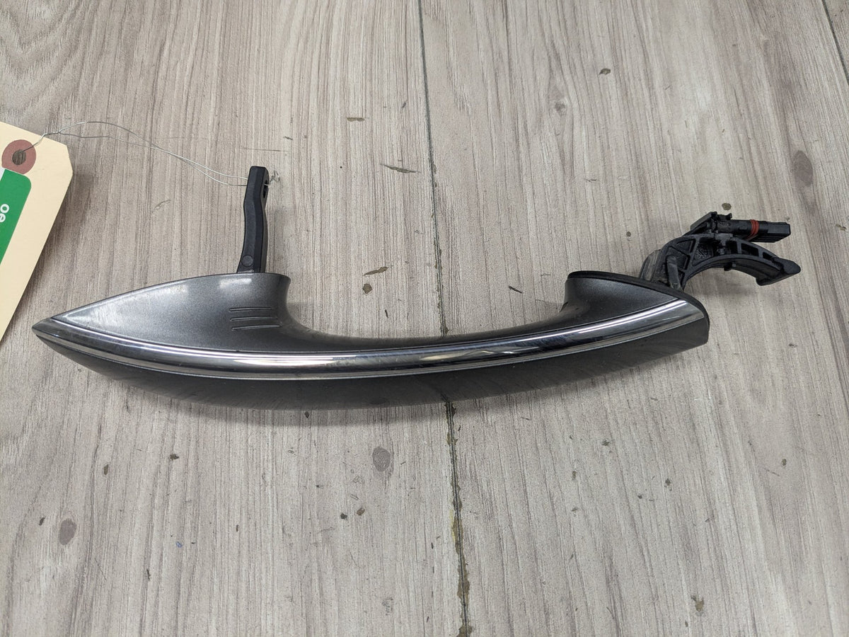 16-19 OEM BMW G11 G12 740 750 COMFORT ACCESS Right Passenger Door Handle Gray