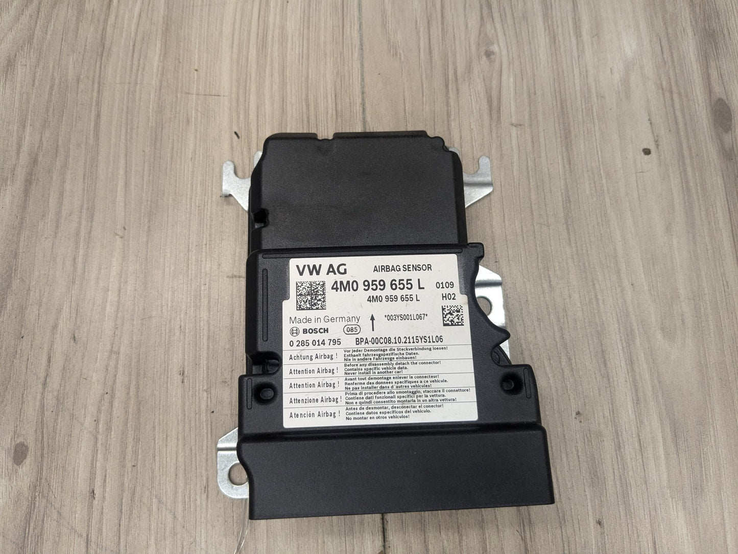 17-19 OEM AUDI Q7 SRS Airbag Sensor Control Module Unit