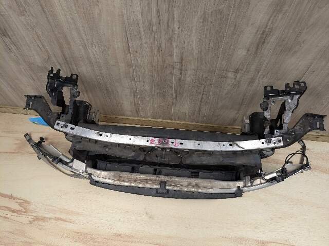 16-19 OEM BMW G11 G12 740 750 M SPORT Front Reinforcement Clip Radiator Support