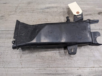 09-18 OEM BMW F06 F12 F13 650i Front Right Passeneger Side Air Brake Duct Guide