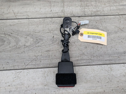OEM BMW F90 G11 G12 G30 530 540 M550 750 M5 Front Left or Right Seatbelt Buckle