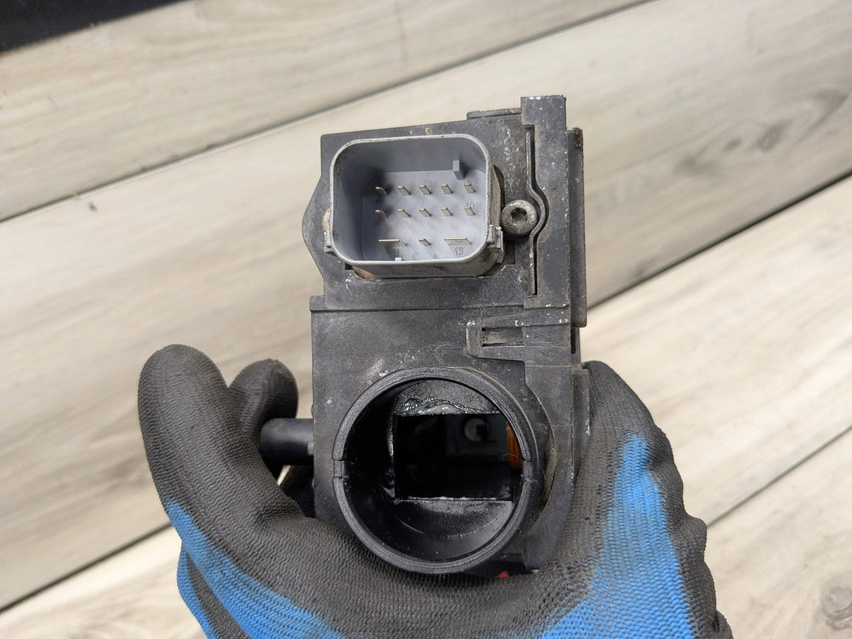 14-19 OEM BMW F15 F16 F85 F86 X5 X6 Emergency Parking Brake Actuator Unit Motor