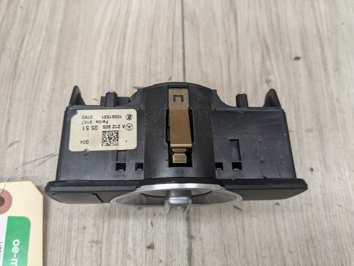 08-20 OEM Mercedes W204 W212 E350 E550 Headlight Fog Light Control Switch