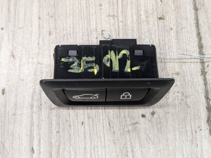 OEM BMW F02 F10 F15 F48 F90 G01 G20 G30 G80 X3 Rear Trunk Lid Center Lock Switch