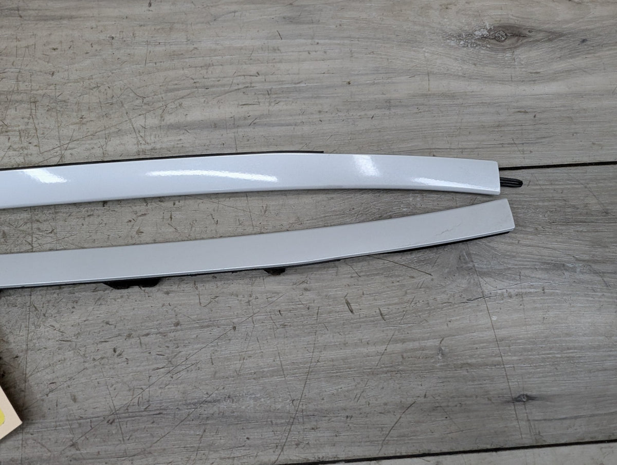 OEM BMW F15 F85 X5 X5M Front Left Right Windshield Side Drip Molding PAIR White