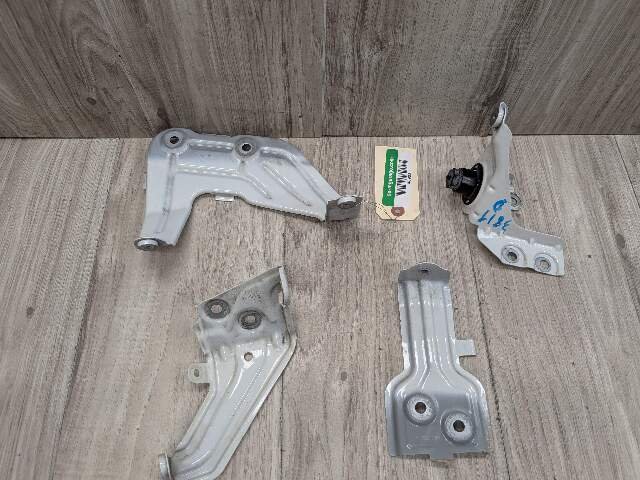 18-24 OEM BMW G01 G02 F97 F98 X3 X4 Left Driver Fender Wing Holder Bracket SET