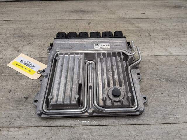 OEM BMW G11 G12 G30 M550 750 DME ECU N63R Engine Control Module Computer 880