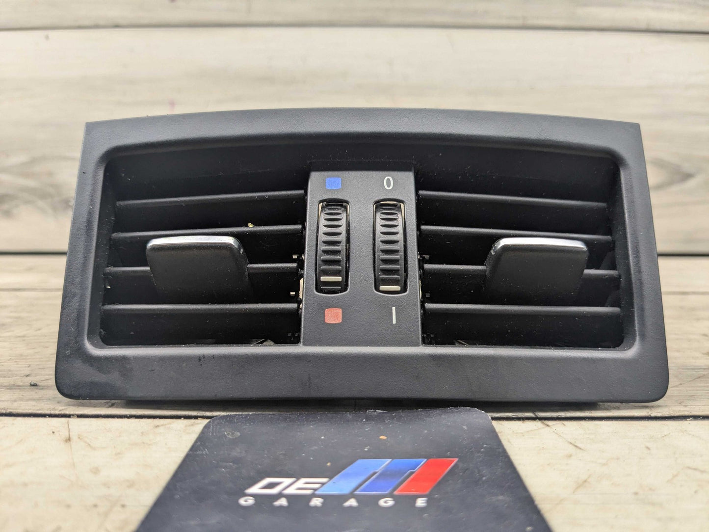 OEM BMW E92 328 335 Coupe Interior Central Console Rear Vent
