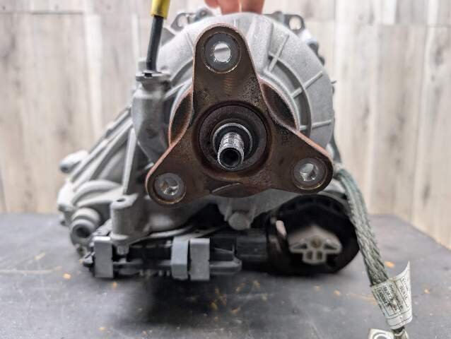 OEM BMW G06 G07 G11 G12 G20 G22 G30 Transmission Transfer Case Gearbox ATC13