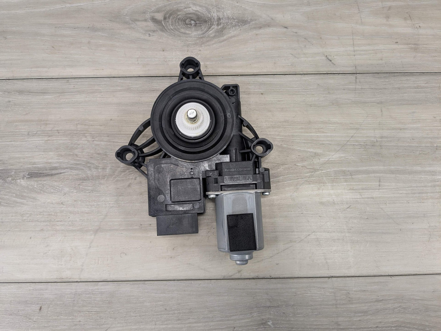 2020 BMW 330i G20 Front Left Driver Door Window Glass Regulator Motor 8495869 OEM BMW G20 G80 330 M340 M3 FRONT Left Driver Side Door Window Regulator Motor