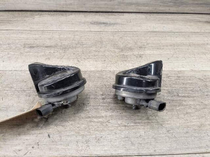 OEM BMW F07 F10 Left Right High Low Tone Horn Signal PAIR