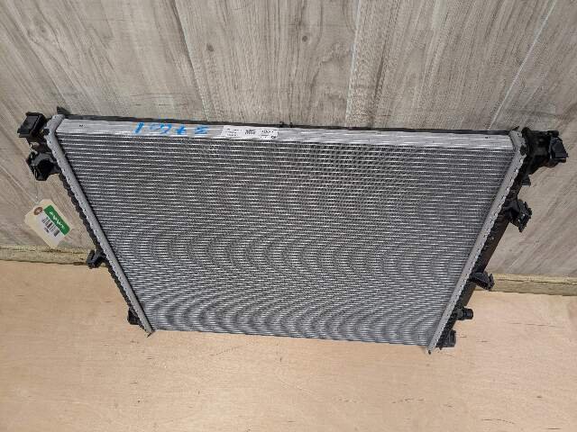 OEM BMW F97 F98 G01 G02 X3 X4 X3M X4M Engine B46 B58 S58 Front Coolant Radiator