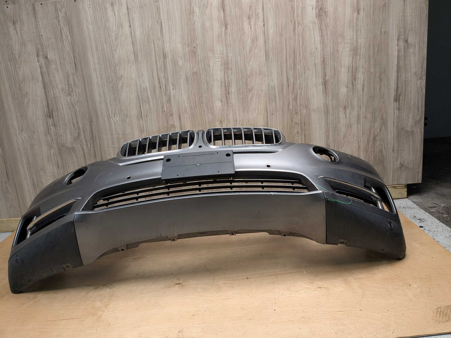 *14-18 OEM BMW F15 X5 Front Bumper Cover w/ Upper Lower Grilles Gray A52 SPACEGRAU METALLIC (A52)