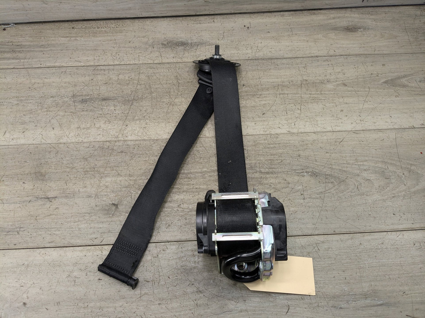 OEM BMW F15 F16 F85 F86 X5 X6 Front Right Passenger Seat Belt Retractor Black