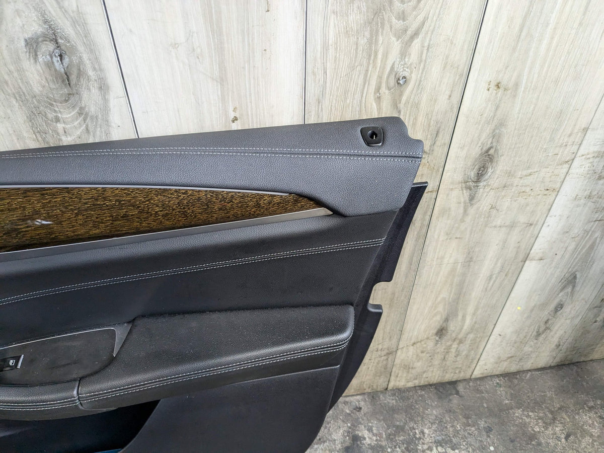 2019 BMW X3 G01 Front Right Passenger Interior Door Panel Card 7410282 OEM BMW G01 X3 FRONT Right Passenger Interior Door Panel Card Trim Cover Black OEM