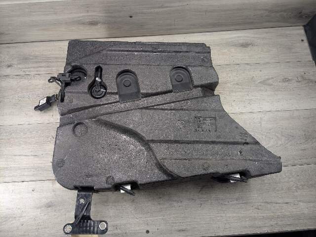 09-13 OEM BMW E70 X5 Diesel Sedan SCR Selective Catalytic Reduction DEF Tank