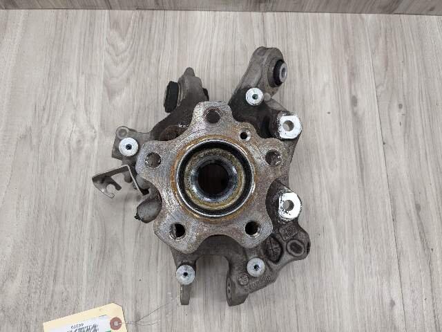 2019 BMW 330i G20 Rear Left Driver Spindle Knuckle w/ Bearing 6878623 19-25 OEM BMW G20 330 M340 REAR Left Driver Knuckle Wheel Hub Spindle Bearing OEM